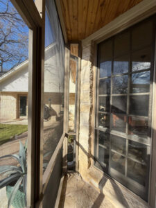 Dallas-1-screen-enclosures-12