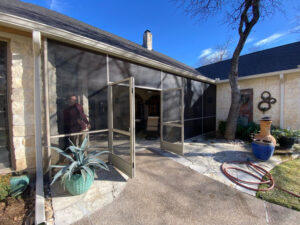 Dallas-1-screen-enclosures-19